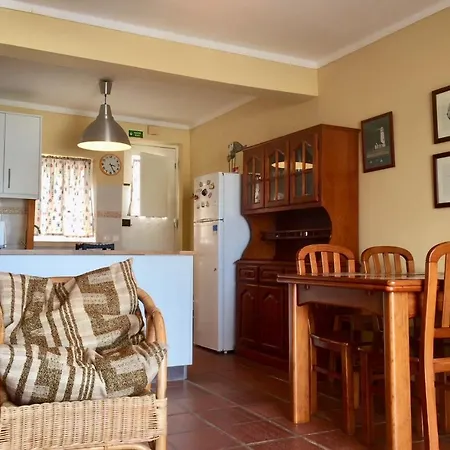 Sofia House - Baleal Island, Ocean View Patio And Bedroom Ferienhaus *
